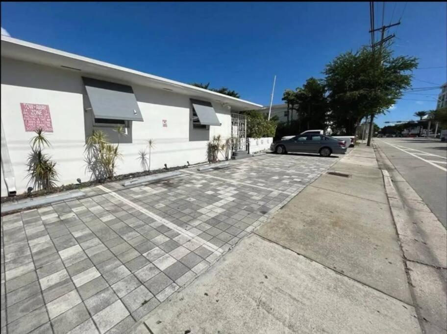 Beautiful Apt 2/2 Near The Beach Apartment Miami Exterior photo